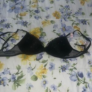 Victoria secret lace bra 34a